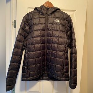 Men’s MEDIUM North Face Thermoball Eco Jacket.
